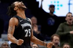 开云体育平台APP-波兰男篮鏖战快船，萨姆·米切尔高光表现的简单介绍