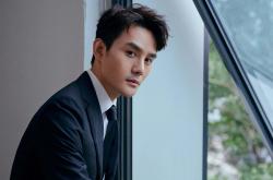 开云sport-脆弱巨人的加冕夜，当恩比德用11年伤痛敲碎纪录之门