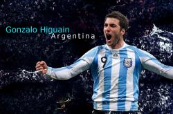 开云体育在线-欧冠压哨之夜，阿尔瓦雷斯独狼奔袭，拉齐奥刺穿丹麦铁骑