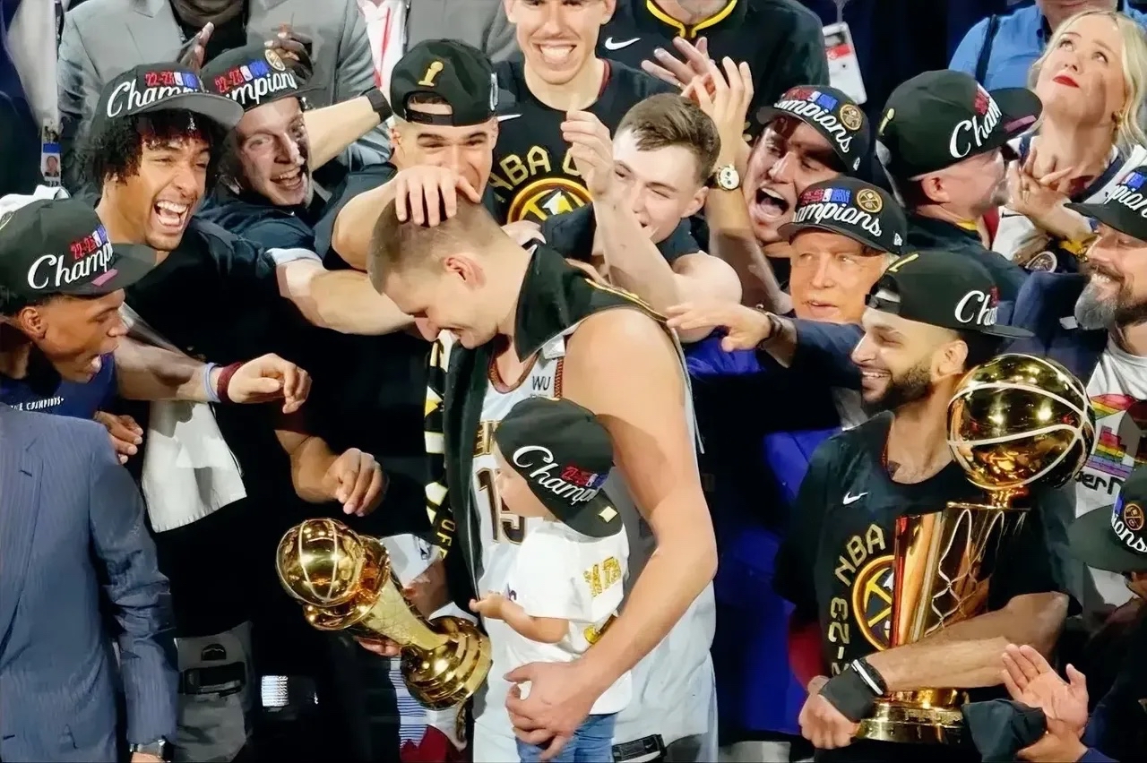 雄鹿B队碾压掘金,艾顿统治全场的简单介绍 雄鹿B队碾压掘金,艾顿统治全场的简单介绍