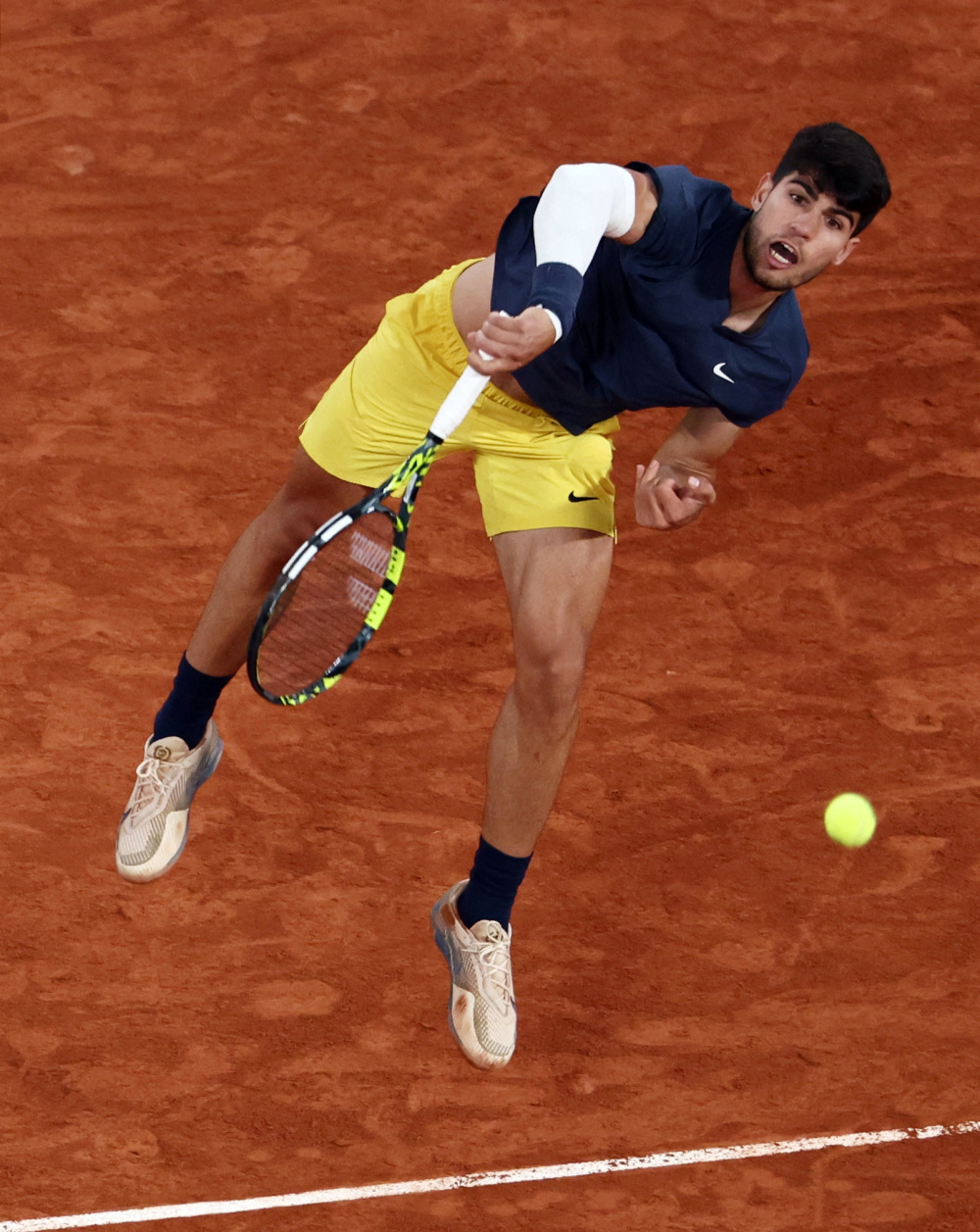 世界网球队爆冷西班牙网球队,阿尔卡拉斯高光表现的简单介绍 世界网球队爆冷西班牙网球队,阿尔卡拉斯高光表现的简单介绍