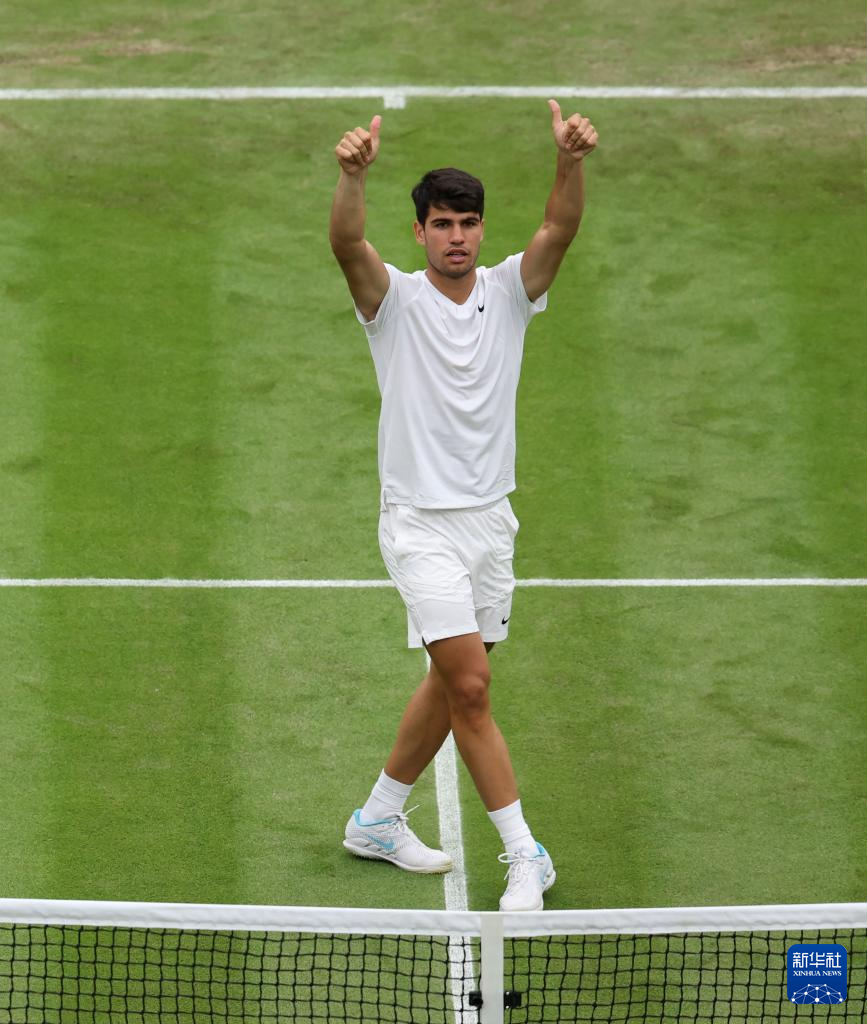 世界网球队爆冷西班牙网球队,阿尔卡拉斯高光表现的简单介绍 世界网球队爆冷西班牙网球队,阿尔卡拉斯高光表现的简单介绍