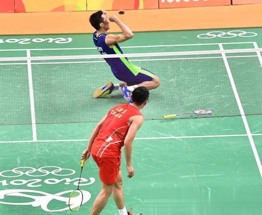 中国羽毛球队血洗韩国羽毛球队，林丹统治全场