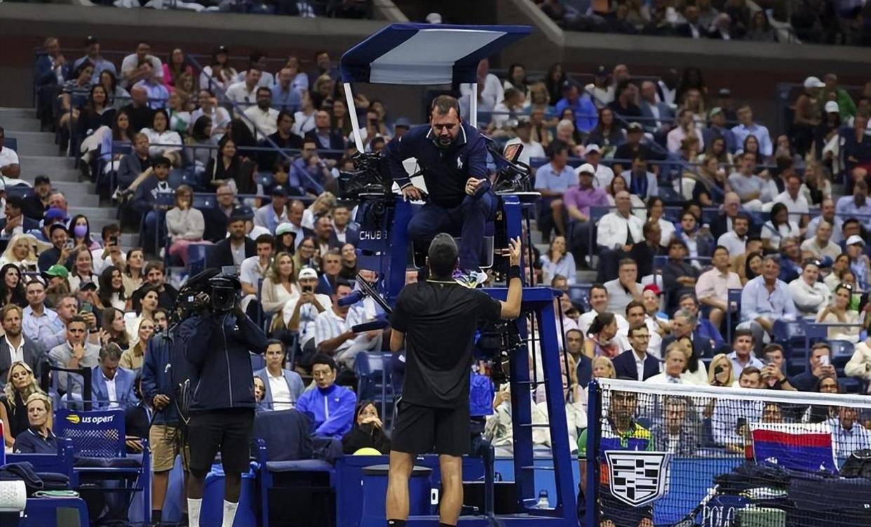 美国网球队鏖战法国网球队,德约科维奇制霸全场的简单介绍 美国网球队鏖战法国网球队,德约科维奇制霸全场的简单介绍