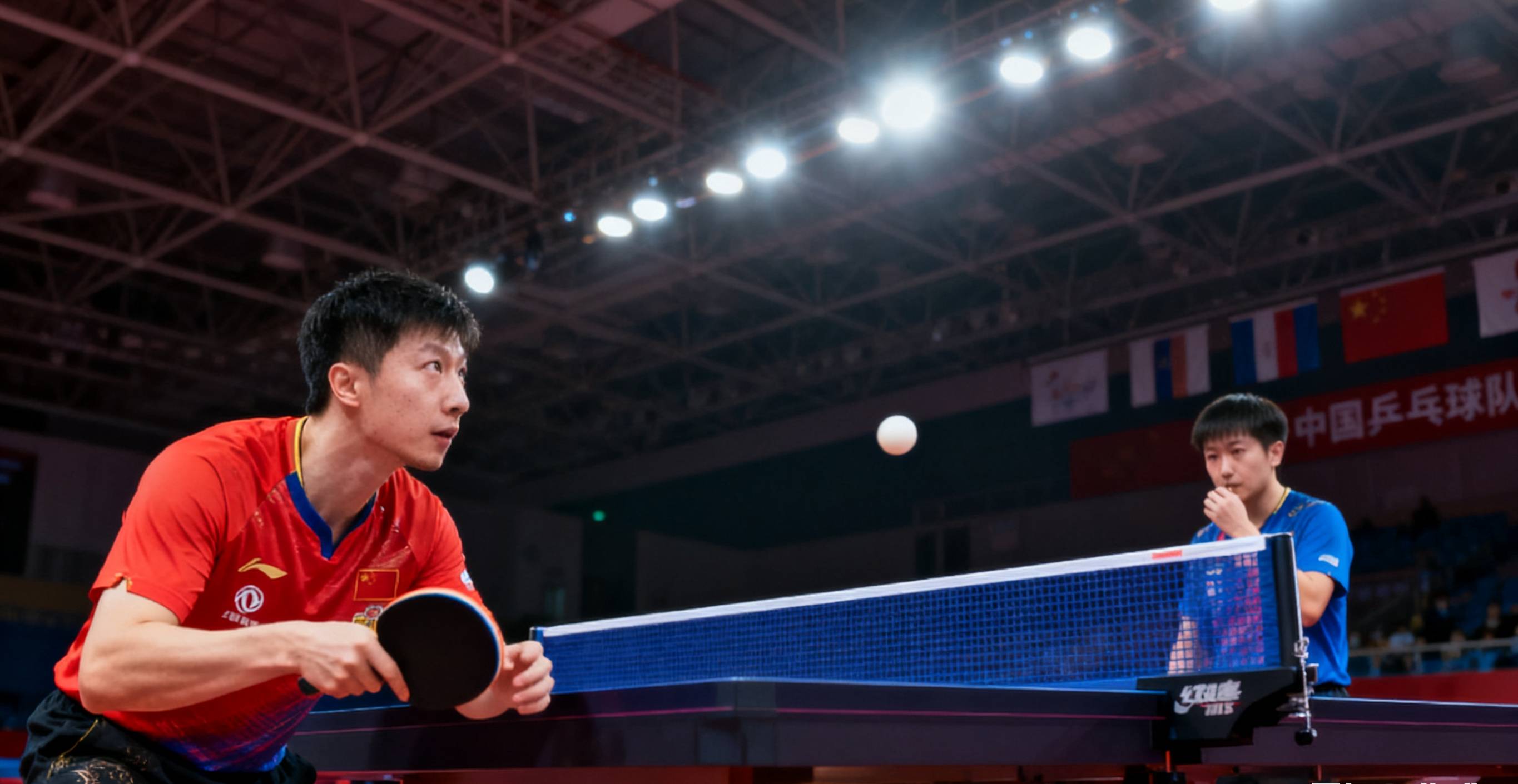 奥地利乒乓球队鏖战韩国乒乓球队,马龙关键制胜的简单介绍 奥地利乒乓球队鏖战韩国乒乓球队,马龙关键制胜的简单介绍