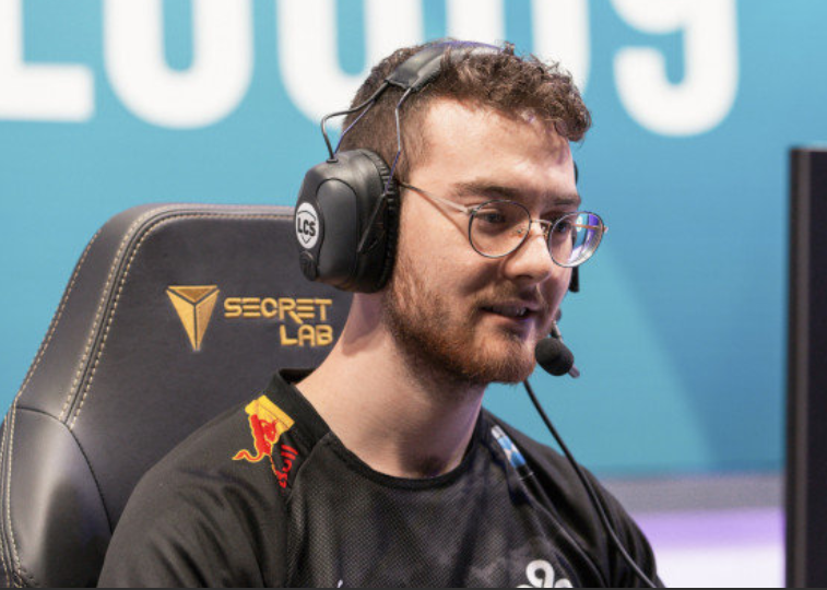 NS险胜DRX,Huni一己之力扛起全队 NS险胜DRX,Huni一己之力扛起全队