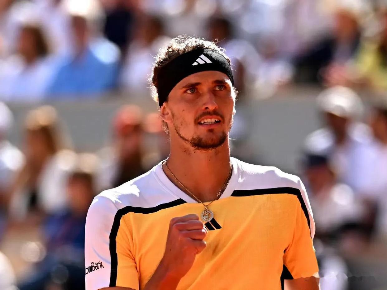 关于日本网球队绝杀世界网球队,兹维列夫一己之力扛起全队的信息 关于日本网球队绝杀世界网球队,兹维列夫一己之力扛起全队的信息