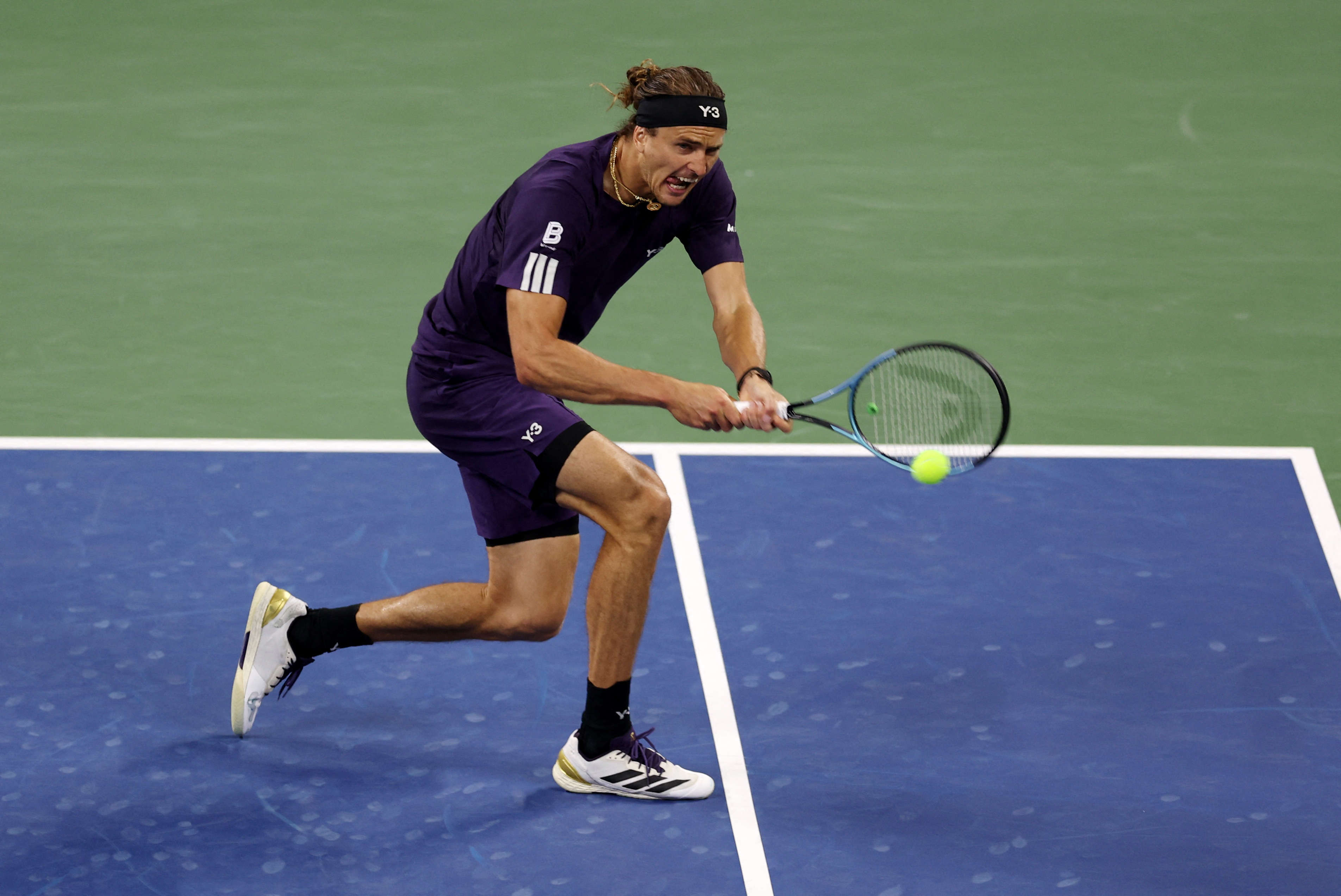 关于日本网球队绝杀世界网球队,兹维列夫一己之力扛起全队的信息 关于日本网球队绝杀世界网球队,兹维列夫一己之力扛起全队的信息