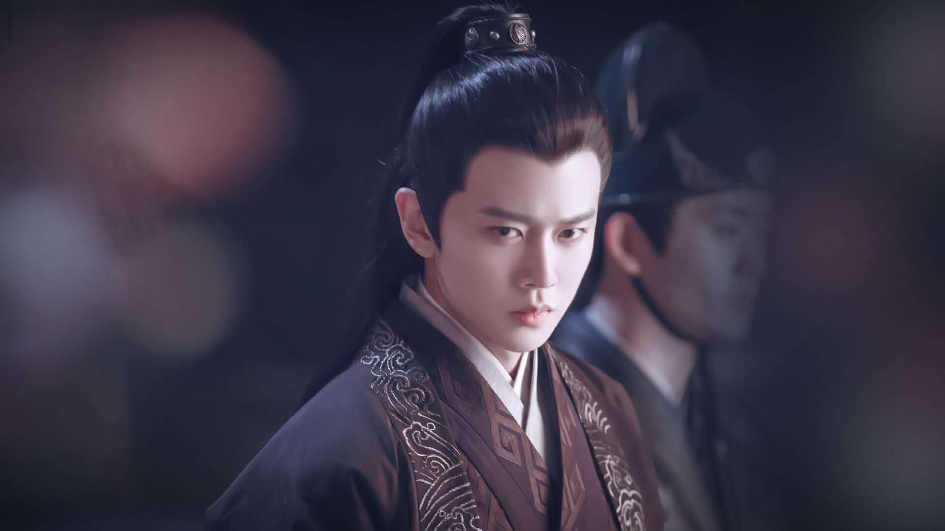 从戴维斯杯到ATP总决赛,兹维列夫的双面燃烧与赛场的双重奏