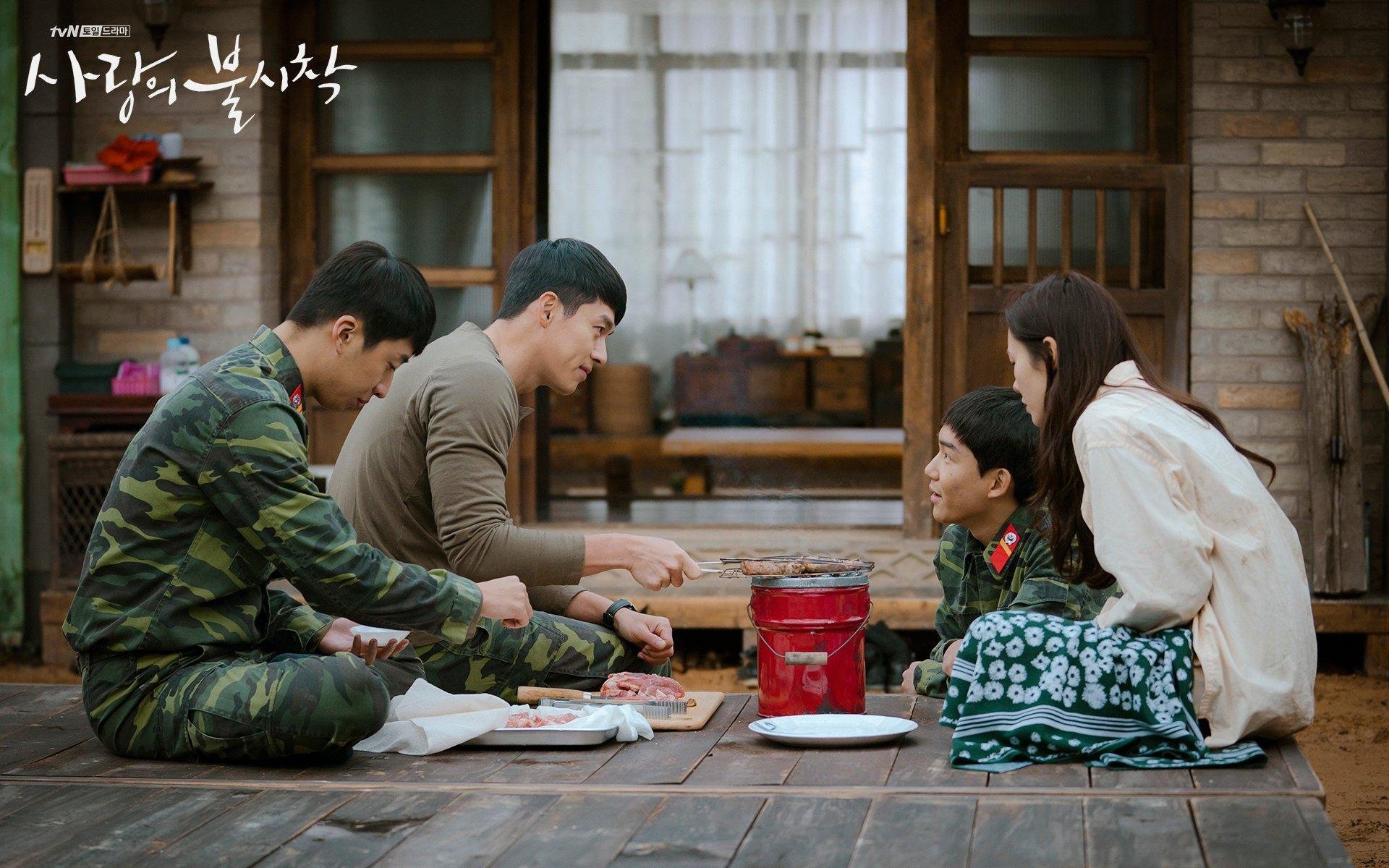 最后一小时，当英超决战哨响时，东契奇正在切开时间