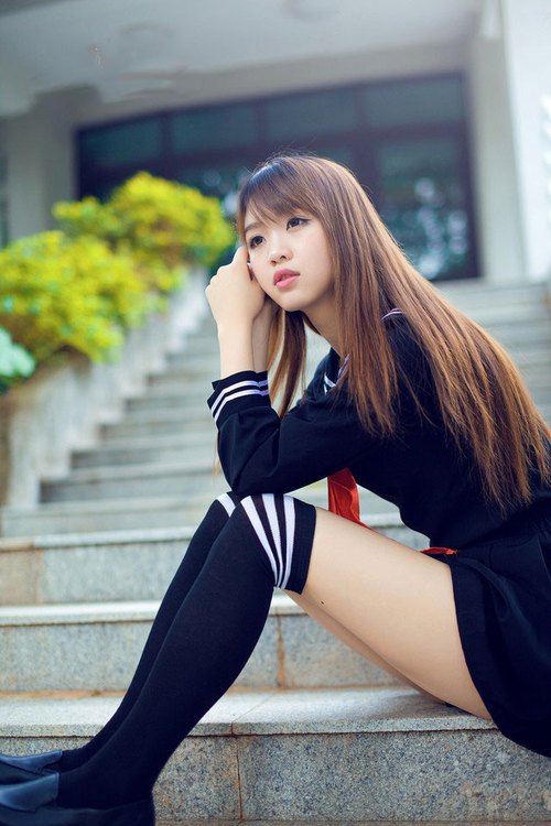 车手的弧线，足球的轨迹，F1街道赛的午夜狂想