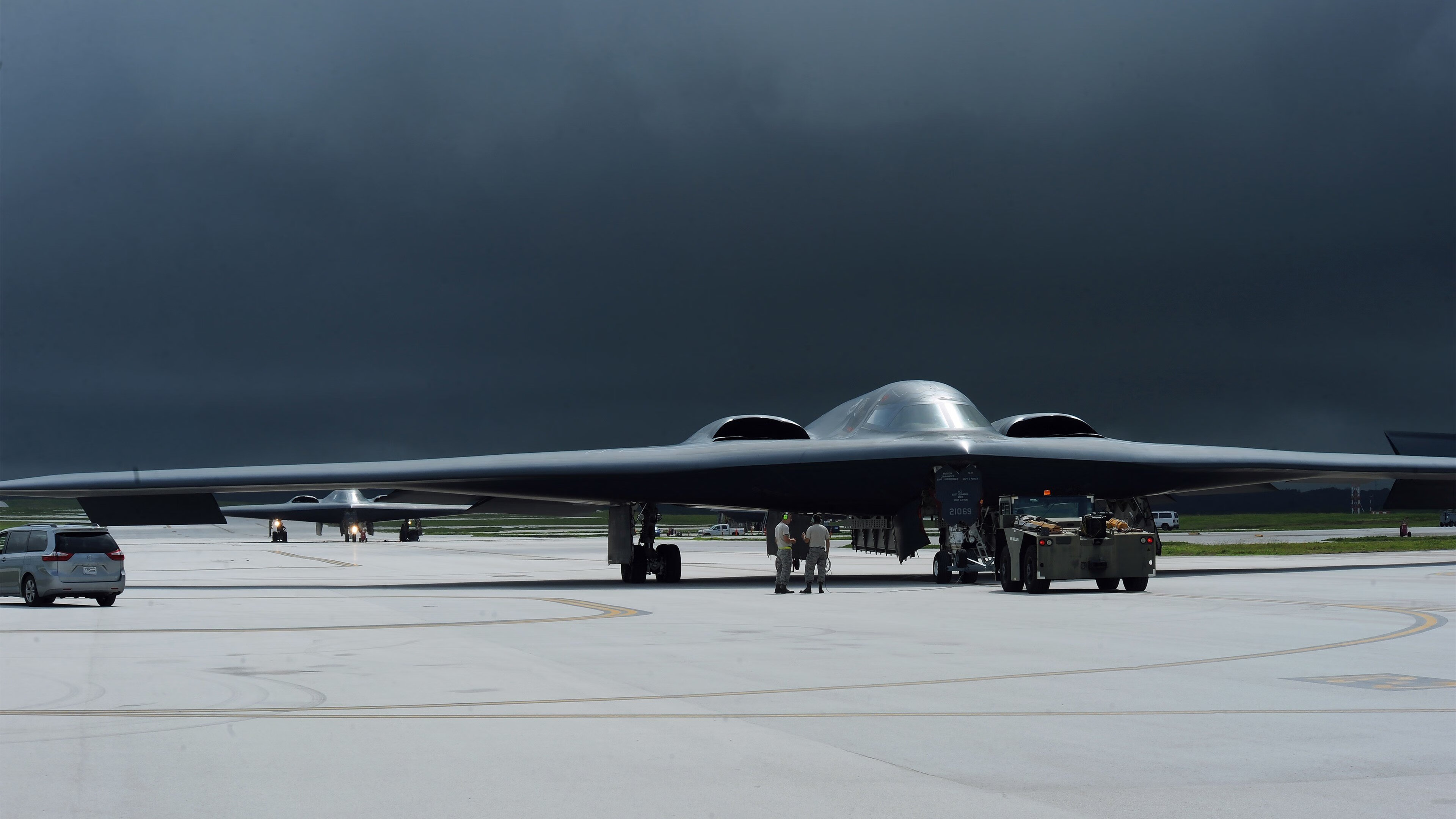 英格拉姆的无法防守与深圳队的马刺式胜利，篮球跨界的双重奏